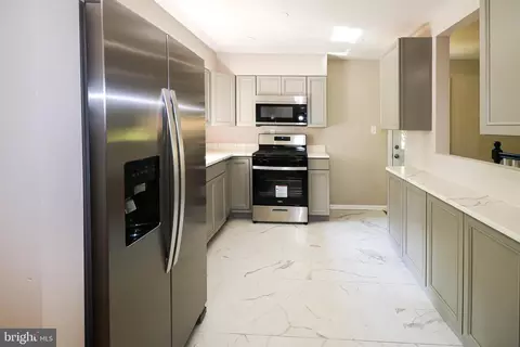 10413 Royal Rd, Silver Spring, MD 20903 photo 3