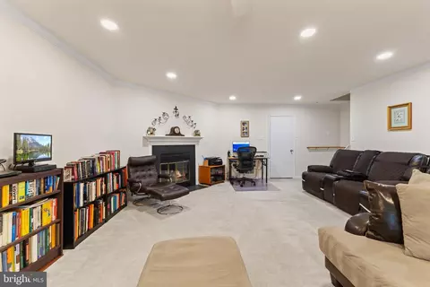 66 Catoctin Ct, Silver Spring, MD 20906 photo 32