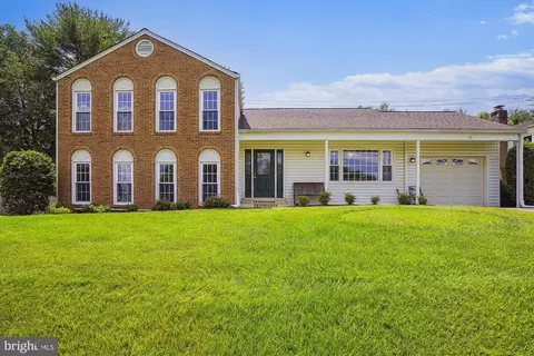 10 Apricot Ct, North Potomac, MD 20878