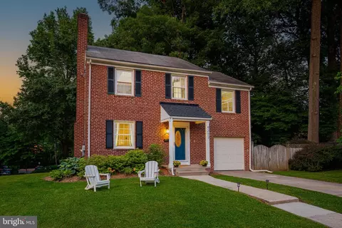 9227 Mintwood St, Silver Spring, MD 20901