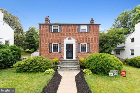 8504 Grubb Rd, Chevy Chase, MD 20815