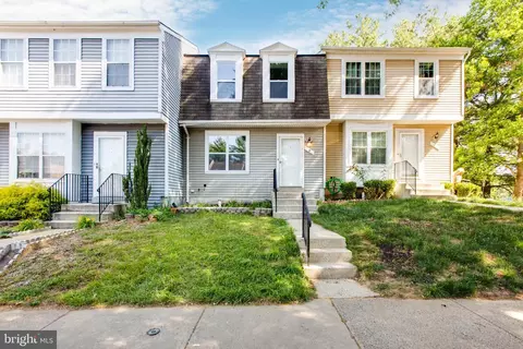 8 Birdseye Ct, Germantown, MD 20874
