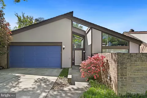 6212 Leeke Forest Ct, Bethesda, MD 20817