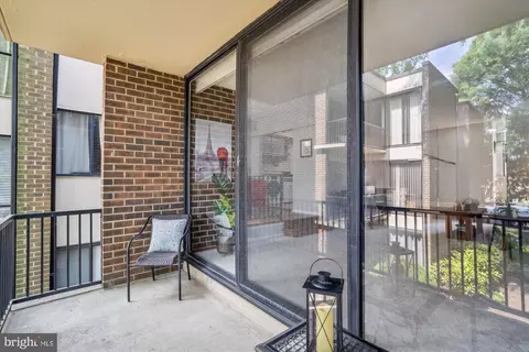 9804 Georgia Ave #23-201, Silver Spring, MD 20902 photo 3