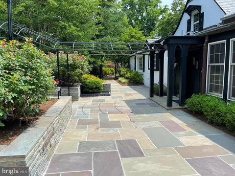 9218 Colesville Rd, Silver Spring, MD 20910 photo 62