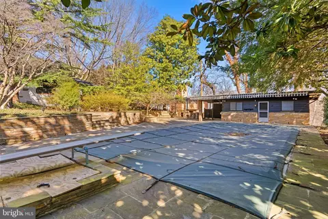 9218 Colesville Rd, Silver Spring, MD 20910 photo 50