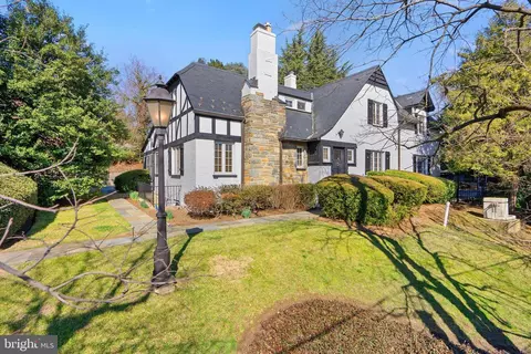 9218 Colesville Rd, Silver Spring, MD 20910 photo 49