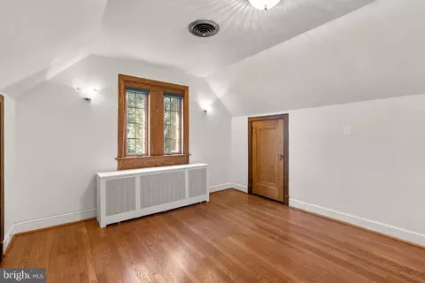 9218 Colesville Rd, Silver Spring, MD 20910 photo 37