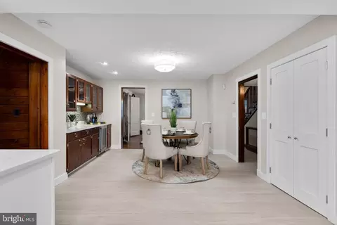 9218 Colesville Rd, Silver Spring, MD 20910 photo 28
