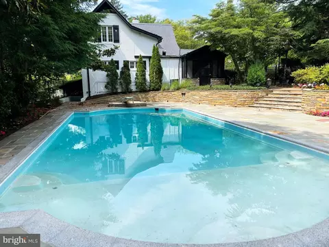 9218 Colesville Rd, Silver Spring, MD 20910 photo 22