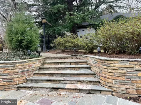9218 Colesville Rd, Silver Spring, MD 20910 photo 66