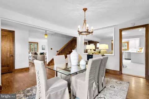 9218 Colesville Rd, Silver Spring, MD 20910 photo 17
