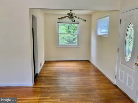 12029 Bluhill Rd, Silver Spring, MD 20902 photo 4