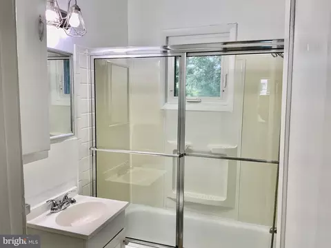 12029 Bluhill Rd, Silver Spring, MD 20902 photo 7