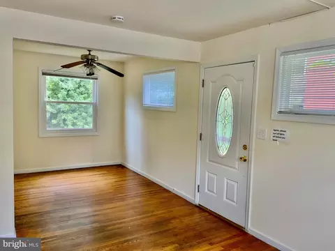 12029 Bluhill Rd, Silver Spring, MD 20902 photo 3