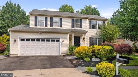 11716 Scarlet Leaf Cir, Germantown, MD 20876
