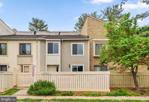 10257 Ridgeline Dr, Montgomery Village, MD 20886