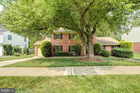 8715 Postoak Rd, Potomac, MD 20854