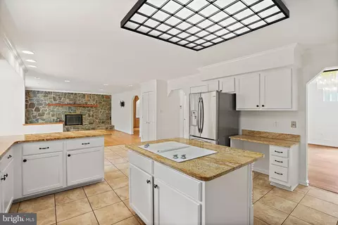 15515 Langside St, Silver Spring, MD 20905 photo 17