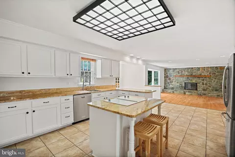 15515 Langside St, Silver Spring, MD 20905 photo 16
