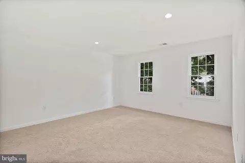 15515 Langside St, Silver Spring, MD 20905 photo 32
