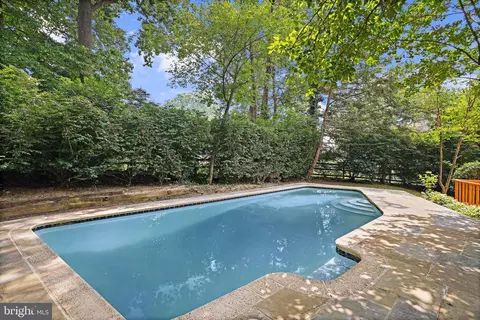 15515 Langside St, Silver Spring, MD 20905 photo 4