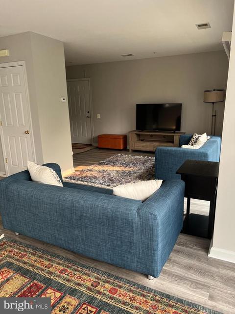 339 Prettyman Dr #A, Rockville, MD 20850