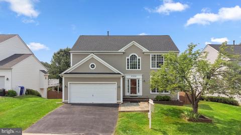 21209 Emerald Dr, Germantown, MD 20876