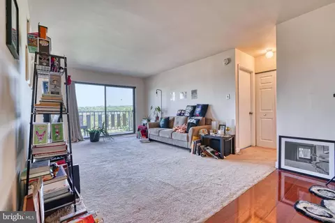8830 Piney Branch Rd #810, Silver Spring, MD 20903