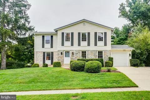 14200 Woodcrest Dr, Rockville, MD 20853