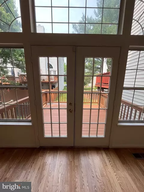 7 Dawn View Ct, Silver Spring, MD 20904 photo 5