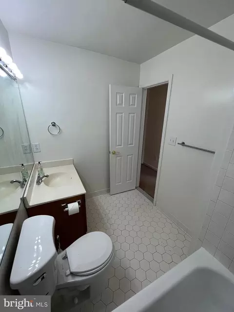 7 Dawn View Ct, Silver Spring, MD 20904 photo 21