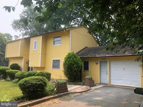 7528 Laytonia Dr, Gaithersburg, MD 20877