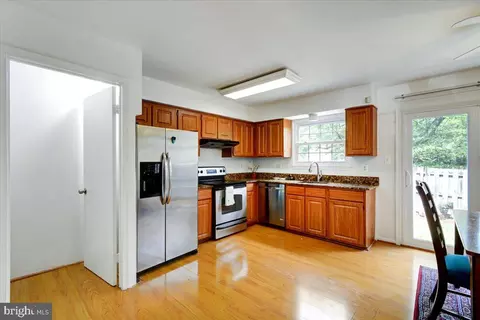 14847 Hammersmith Cir, Silver Spring, MD 20906 photo 7