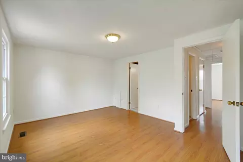 14847 Hammersmith Cir, Silver Spring, MD 20906 photo 15