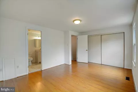 14847 Hammersmith Cir, Silver Spring, MD 20906 photo 23