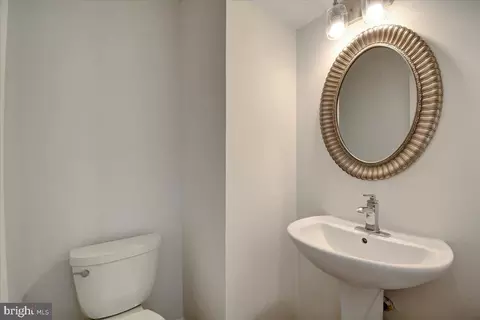 14847 Hammersmith Cir, Silver Spring, MD 20906 photo 11