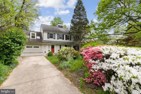 1424 Highland Dr, Silver Spring, MD 20910 photo 4