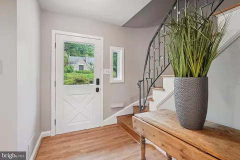 1424 Highland Dr, Silver Spring, MD 20910 photo 9