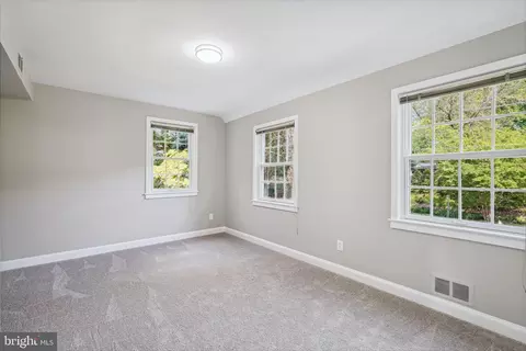 1424 Highland Dr, Silver Spring, MD 20910 photo 30