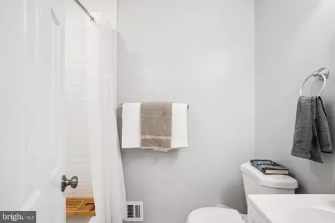 10308 Conover Dr, Silver Spring, MD 20902 photo 11