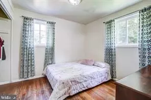 11419 Sherrie Ln, Silver Spring, MD 20902 photo 2