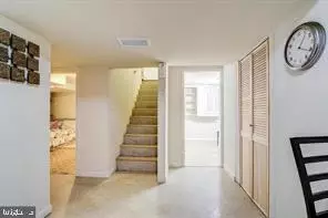 11419 Sherrie Ln, Silver Spring, MD 20902 photo 5