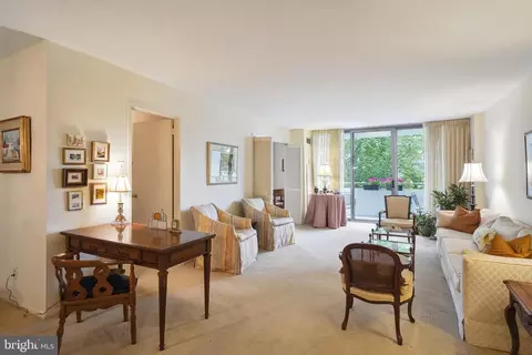 5101 River Rd #703, Bethesda, MD 20816