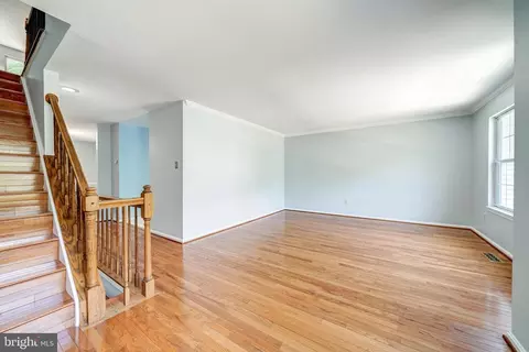2248 Wimbledon Cir, Silver Spring, MD 20906 photo 9