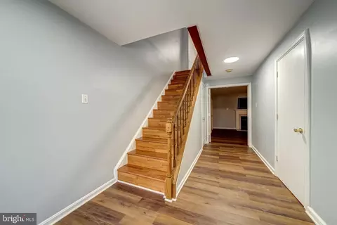 2248 Wimbledon Cir, Silver Spring, MD 20906 photo 6