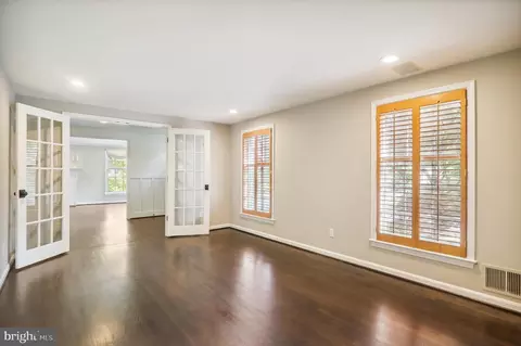 8712 Cold Spring Rd, Potomac, MD 20854 photo 18