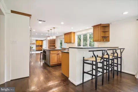 8712 Cold Spring Rd, Potomac, MD 20854 photo 33