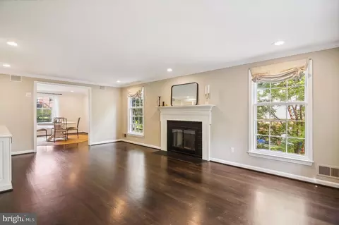 8712 Cold Spring Rd, Potomac, MD 20854 photo 16
