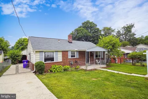 2912 Weisman Rd, Silver Spring, MD 20902
